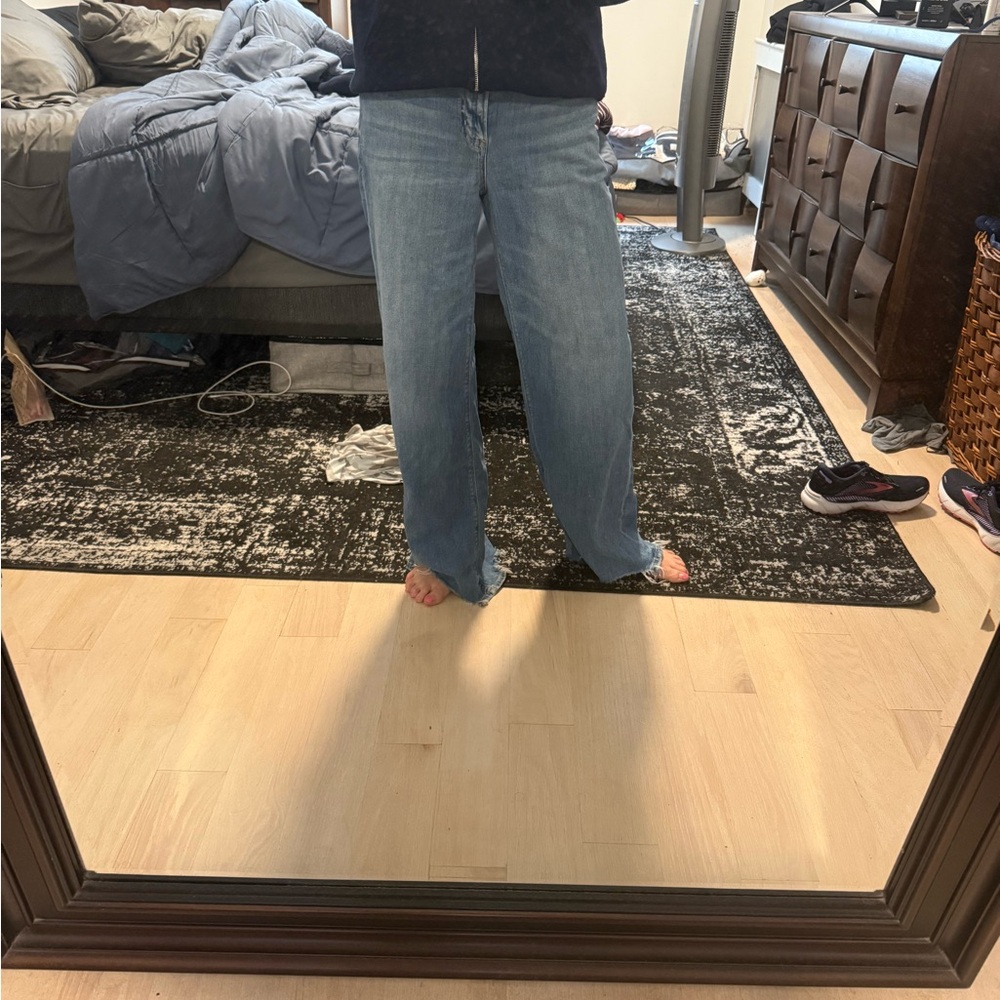 American Eagle  High Waisted wide leg Blue Jeans